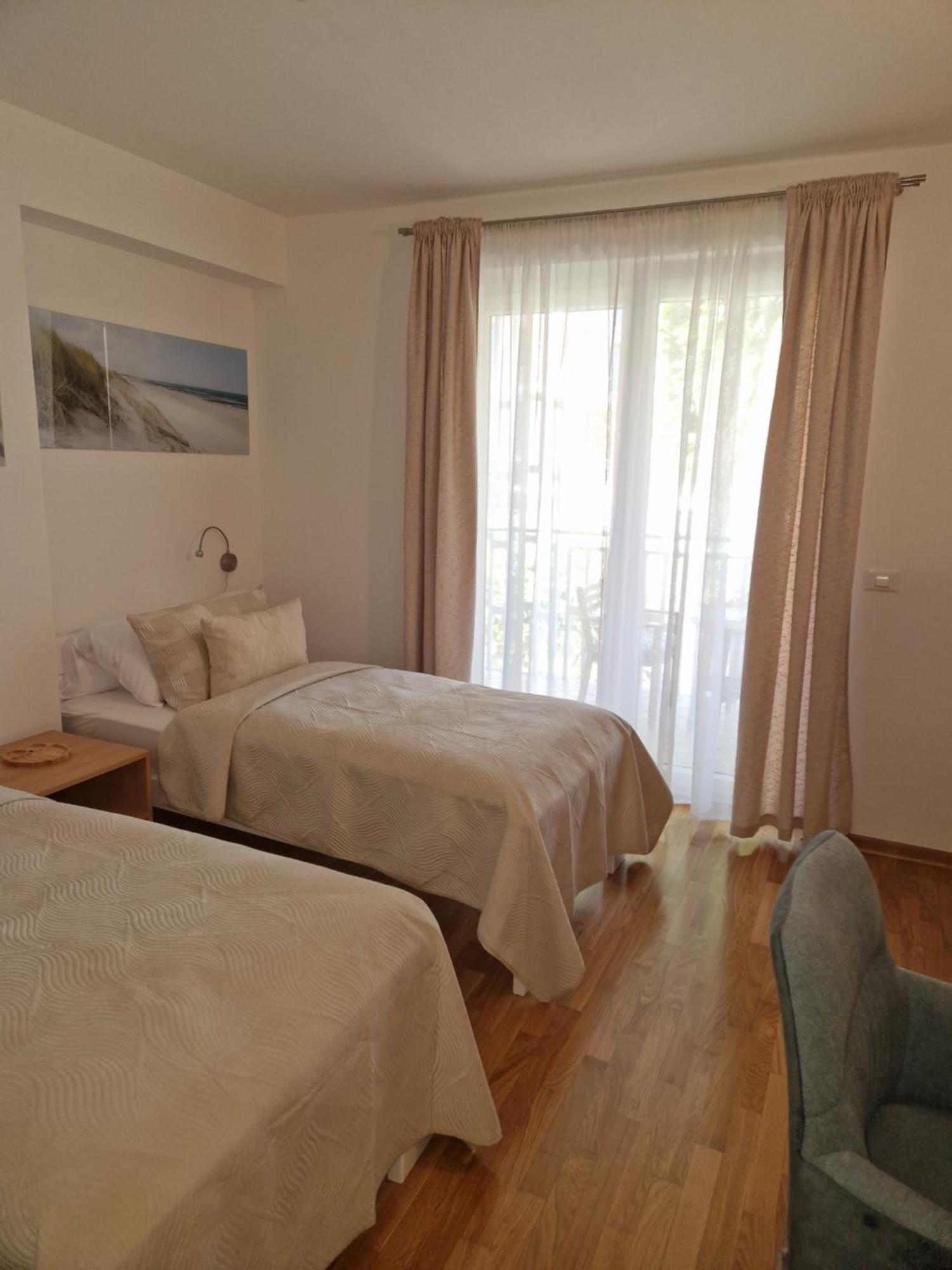 Room 211 - Aparthotel Jadranka Portorose Camera foto